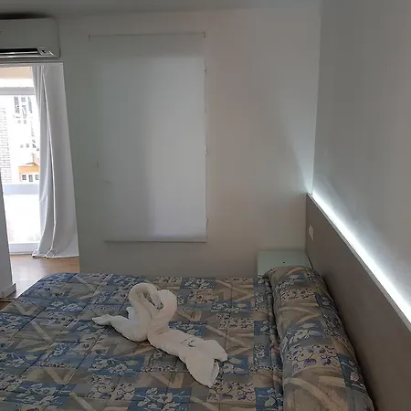 Konukevi Montsant 2*