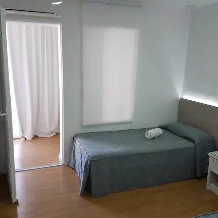 Montsant Konukevi 2*