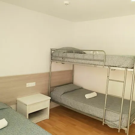Konukevi Montsant 2*